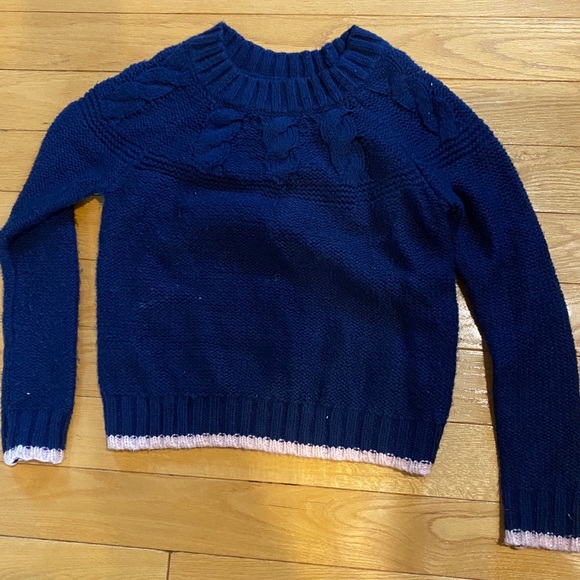 Long sleeve tops 15$/ item. - Picture 6 of 11